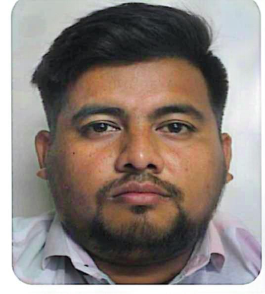 বোরহানউদ্দিনে ব্যবসায়ীর সাথে প্রতারণার অভিযোগে  কোর্টে মা ও ছেলের নামে মামলা, আটক ১,পলাতক ১