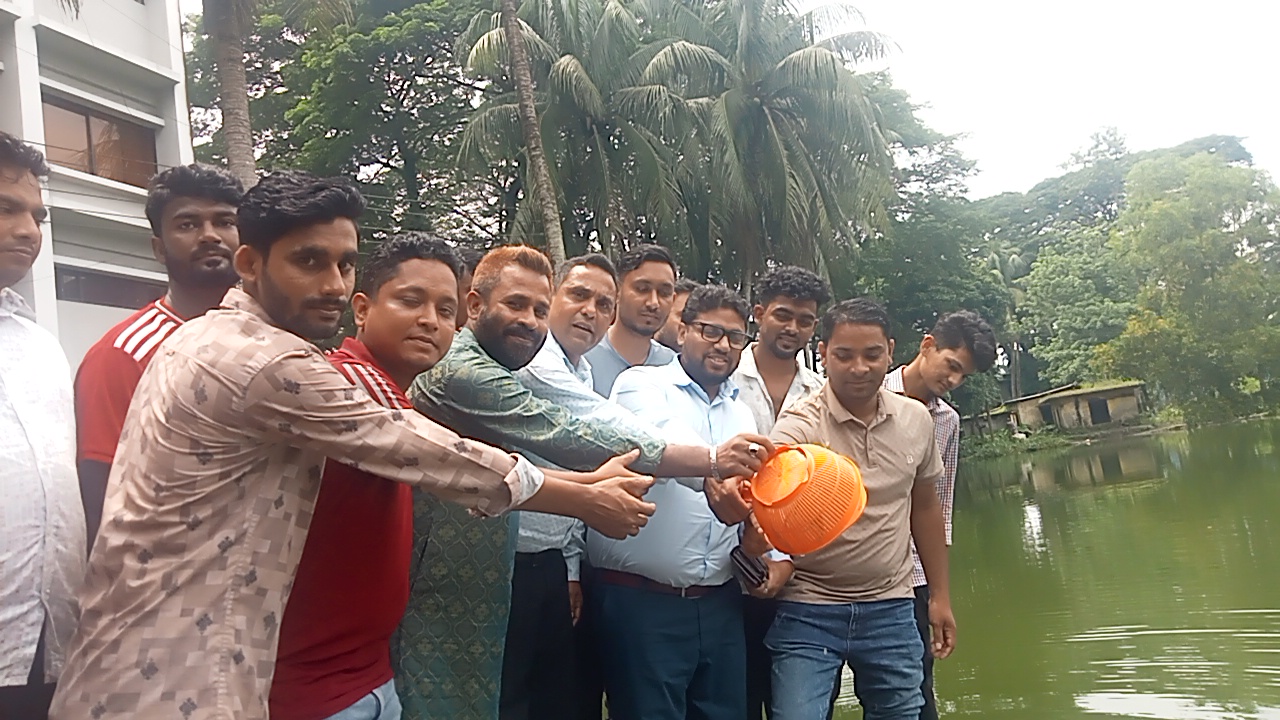 বোরহানউদ্দিনে বিএনপির ৪৭তম প্রতিষ্ঠা বার্ষিকীতে পোনা অবমুক্তকরণ কর্মসূচি