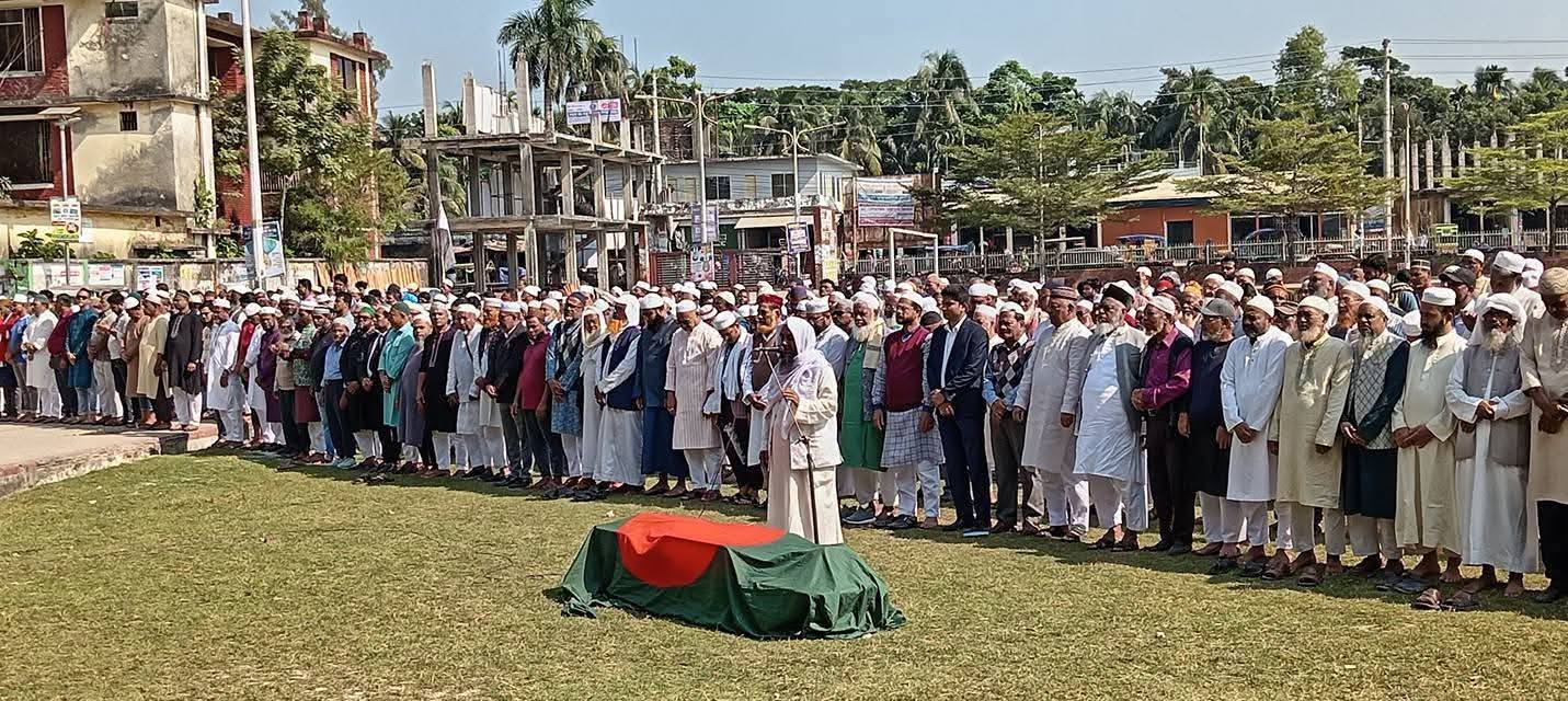 প্রবীণ সাংবাদিক দৈনিক বাংলারের কণ্ঠ সম্পাদক এম হাবিবুর রহমানের শেষযাত্রা