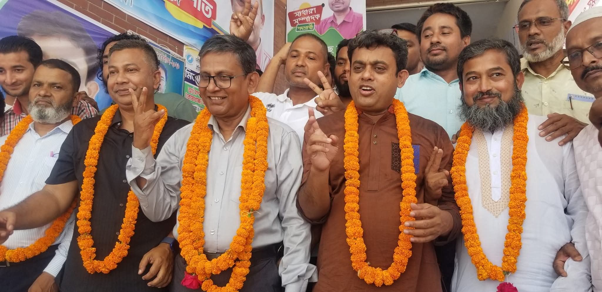 ভোলা প্রেস ক্লাব নির্বাচন: সভাপতি অনু, সম্পাদক লিটন