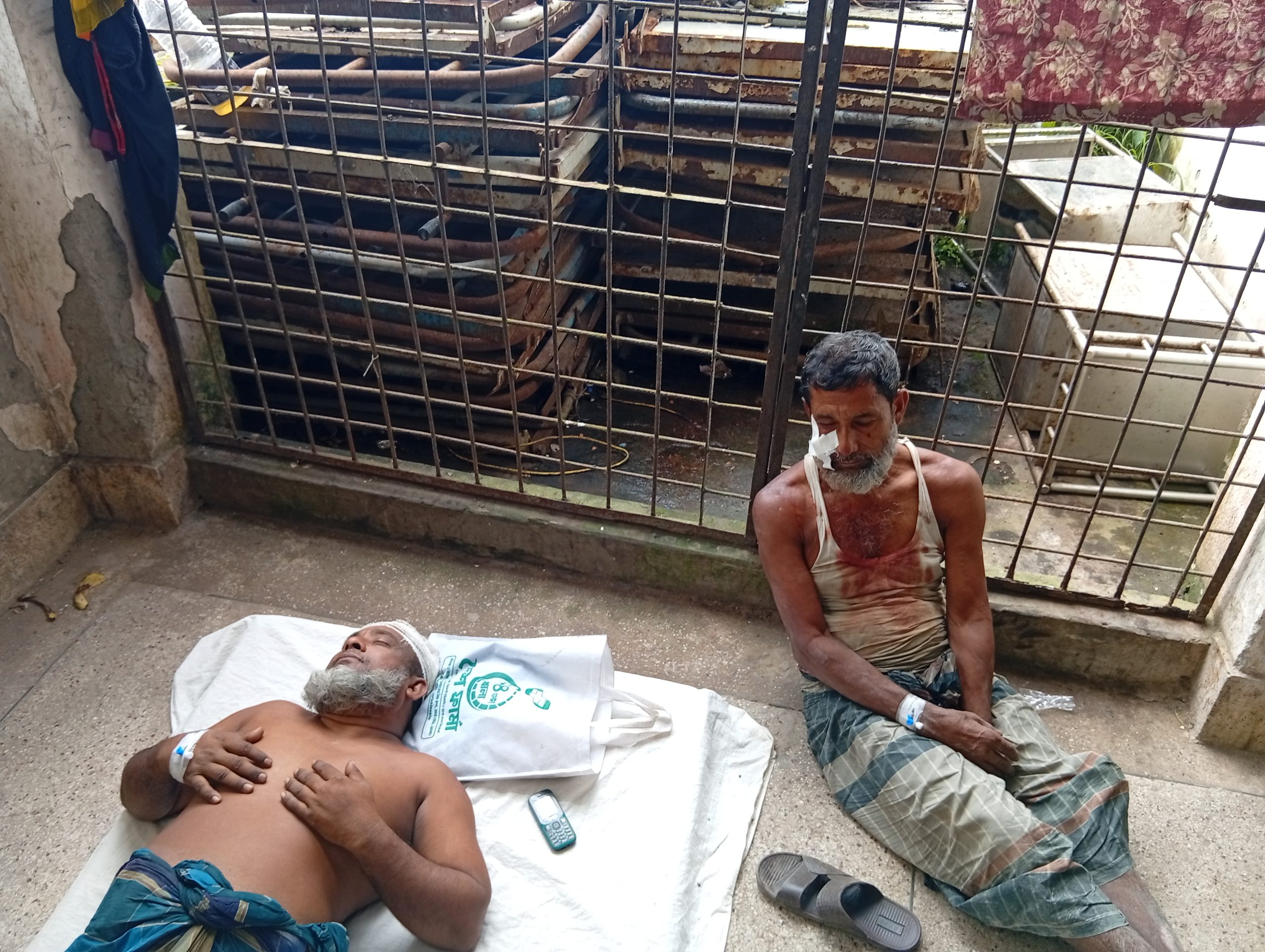 বোরহানউদ্দিনে ধান রোপণ কে কেন্দ্র করে বিরোধ, কুপিয়ে জখম আহত ৫
